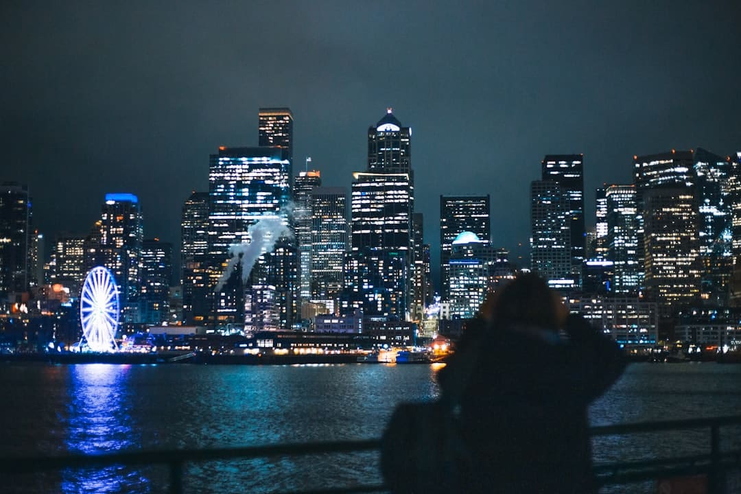 抖音携手电影频道，见证金鸡奖高光时间
